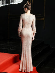 Elegantes langärmliges Pailletten-Abendkleid