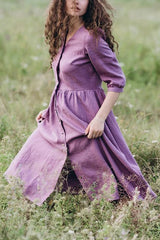 Midikleid mit Knopfleiste, V-Ausschnitt und halblangen Ärmeln