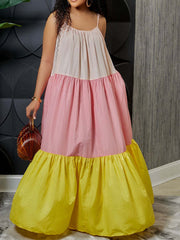 Maxikleid mit Spaghettiträgern und Farbblockdesign