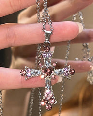 Aerav Knospende Kreuzkette