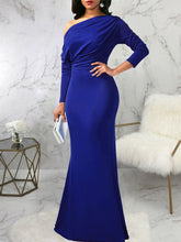 Langärmlige Maxikleider mit einer Schulter