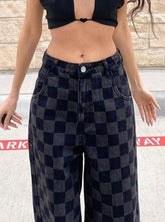 Hose mit quadratischem Karomuster
