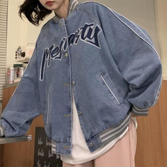 Jeansjacke mit amerikanischem Print