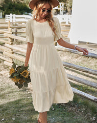 Vinyasa Maxikleid mit gesmoktem Schweizer Punktmuster