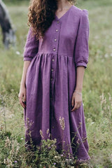 Midikleid mit Knopfleiste, V-Ausschnitt und halblangen Ärmeln