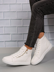 Step It Up – Keilsneaker aus Kunstleder