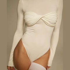 Geknotetes, einfarbiges, langärmliges, gerüschtes Rundhalsoberteil