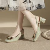 Delilah Slingback-Pumps mit Kette