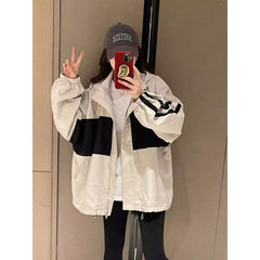 Übergroßes Kapuzensweatshirt mit Reißverschluss und blauen Seitenstreifen