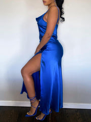 Turn Of Events – Midi-Slip-Kleid aus Satin – Elektroblau