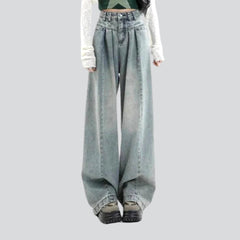 Modische Jeans mit Bundfalten