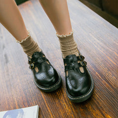 Retro-Schuhe mit Doppelschnalle