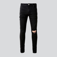 Ripped-knee skinny men jeans