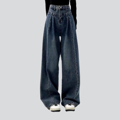 Modische Jeans mit Bundfalten