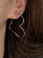 Hollow Out Heart Earrings
