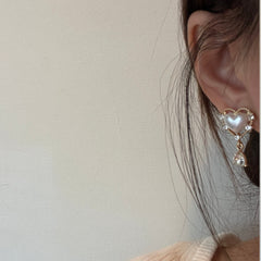 Romantische Perlenherz-Tropfenohrringe