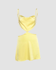 Twisted Tales – Seidenkleid mit Cut-Outs