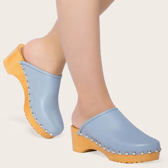 Mules mit dickem Absatz