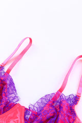 Rosa, 3-teiliges Dessous-Set mit Farbblock-Spitze und Kontraststreifen und Strumpfgürtel