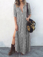 Bedrucktes, langärmliges Kleid mit Schlitz