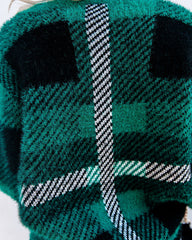 Flauschige Strickjacke „Taylor“ mit Karomuster