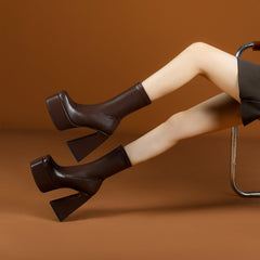 Eleni – Braune Plateaustiefel mit quadratischer Zehenpartie