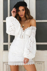 Sexy schulterfreies, kurzes Minikleid