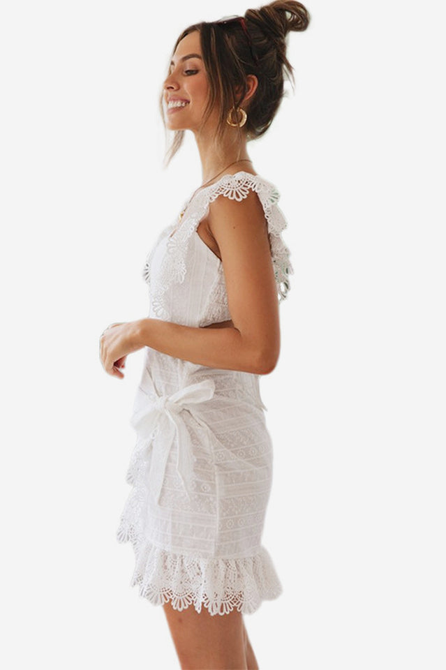 Boho Mini-Strandkleid mit Spitzenrüschen 