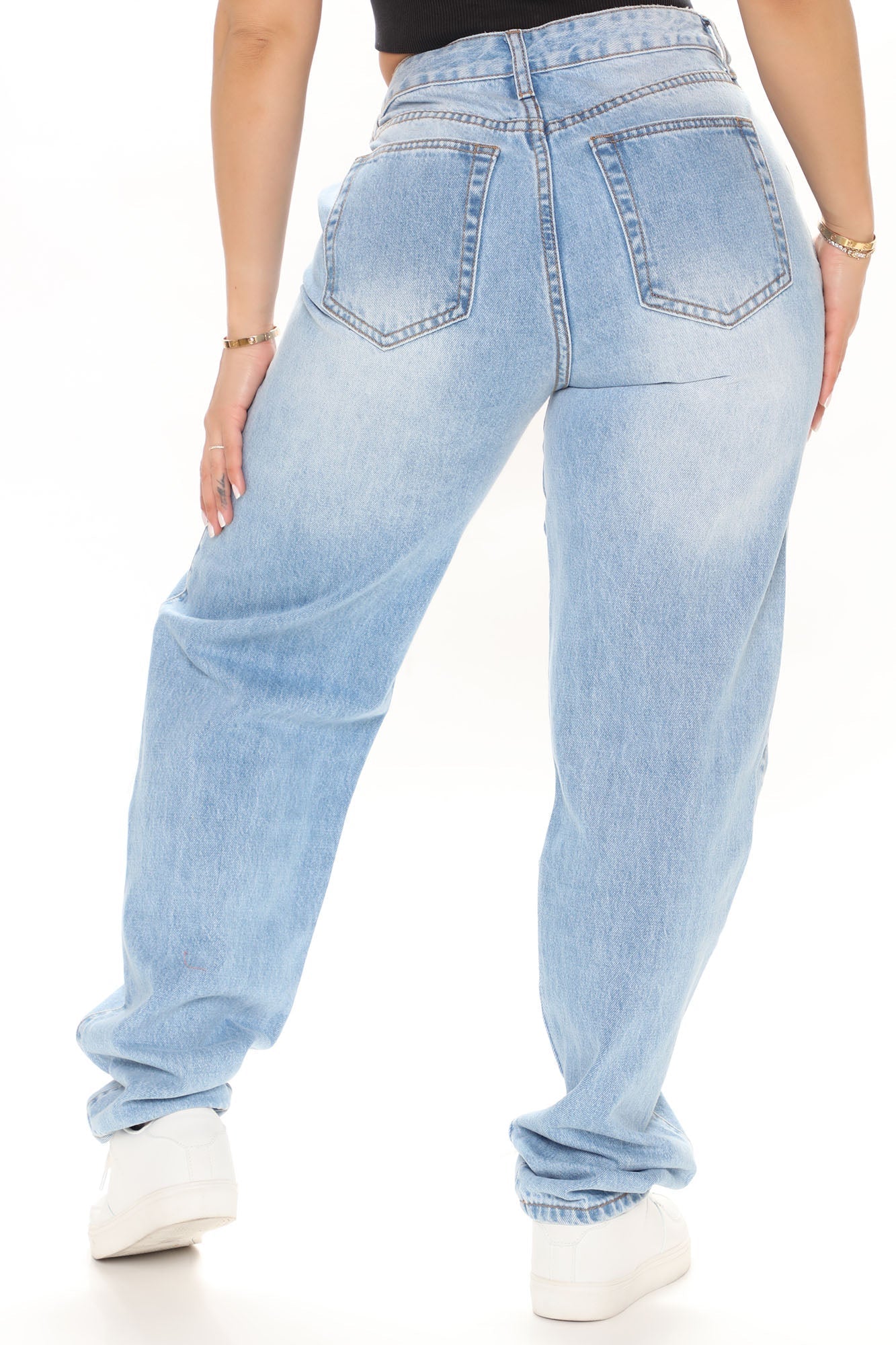 Sugar Daddy Destroyed Slouch Fit Jeans - Light Blue Wash Ins Street