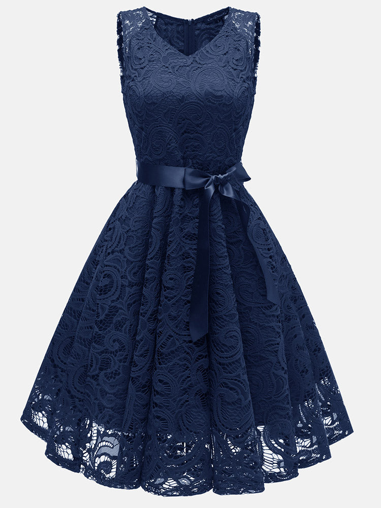 Elegant Sleeveless Lace Party Dress