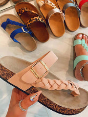 Sandalen mit geflochtener Schnalle