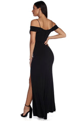 Mallory – Formelles, schulterfreies Kleid