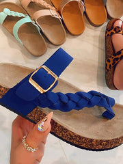 Sandalen mit geflochtener Schnalle
