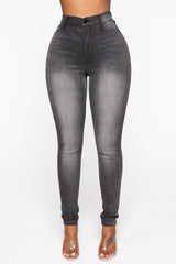 Way Too High Rise Skinny Jeans - Schwarz