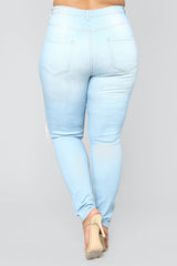 Live Let Live Skinny Jeans - Light Blue Wash Ins Street