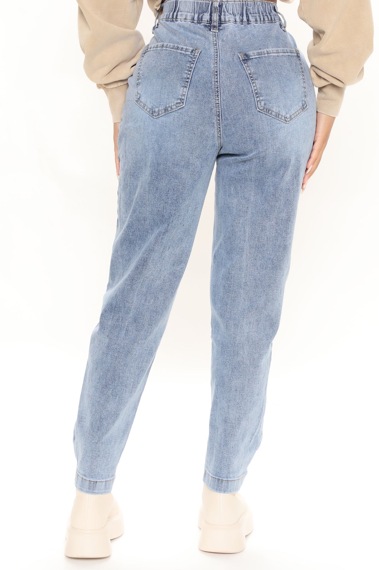 No Gap High Rise Balloon Jeans - Light Wash Ins Street