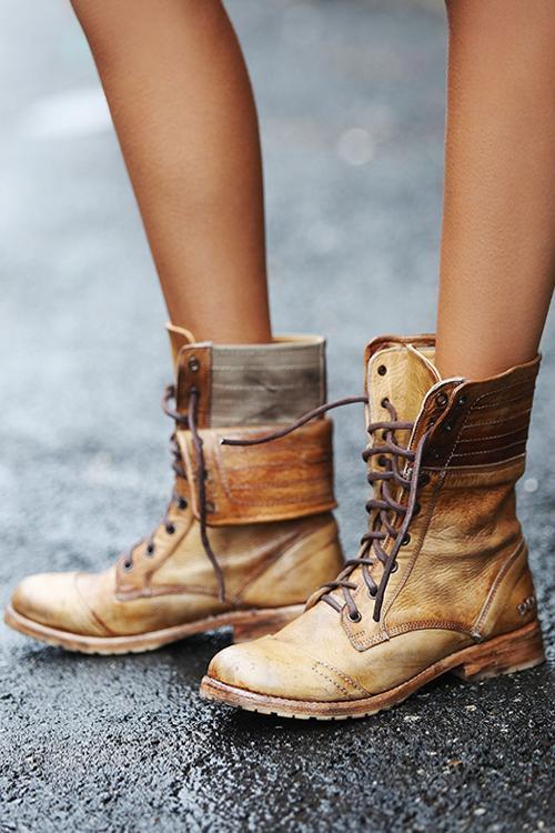 Lace Up Buskins Martin Boots