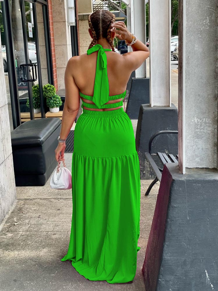 Neckholder-Maxikleid mit rückenfreiem Schnitt