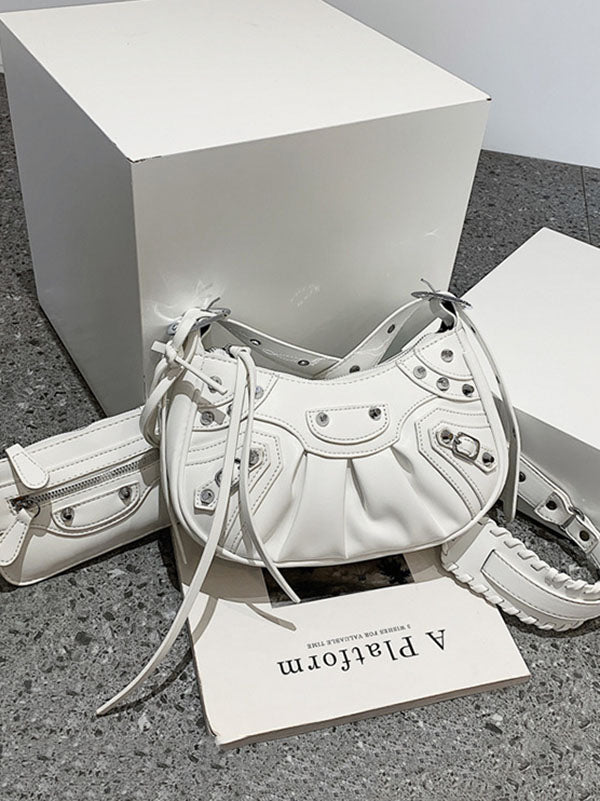 Schultertasche mit Nieten