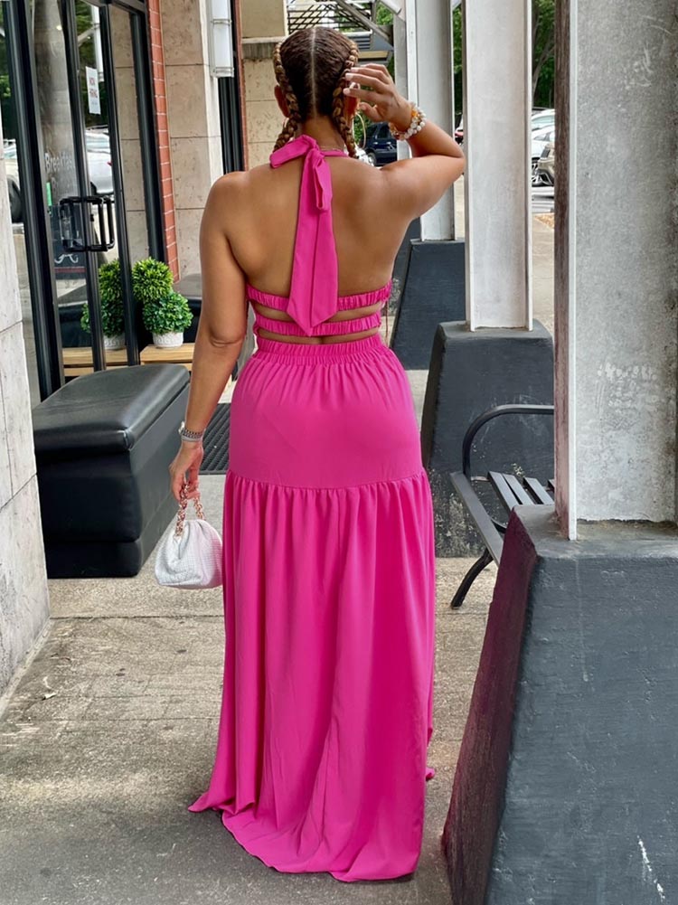 Neckholder-Maxikleid mit rückenfreiem Schnitt