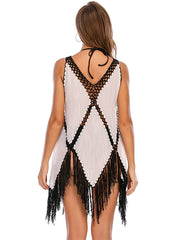 Überwurfrock mit Quasten und Stickereien