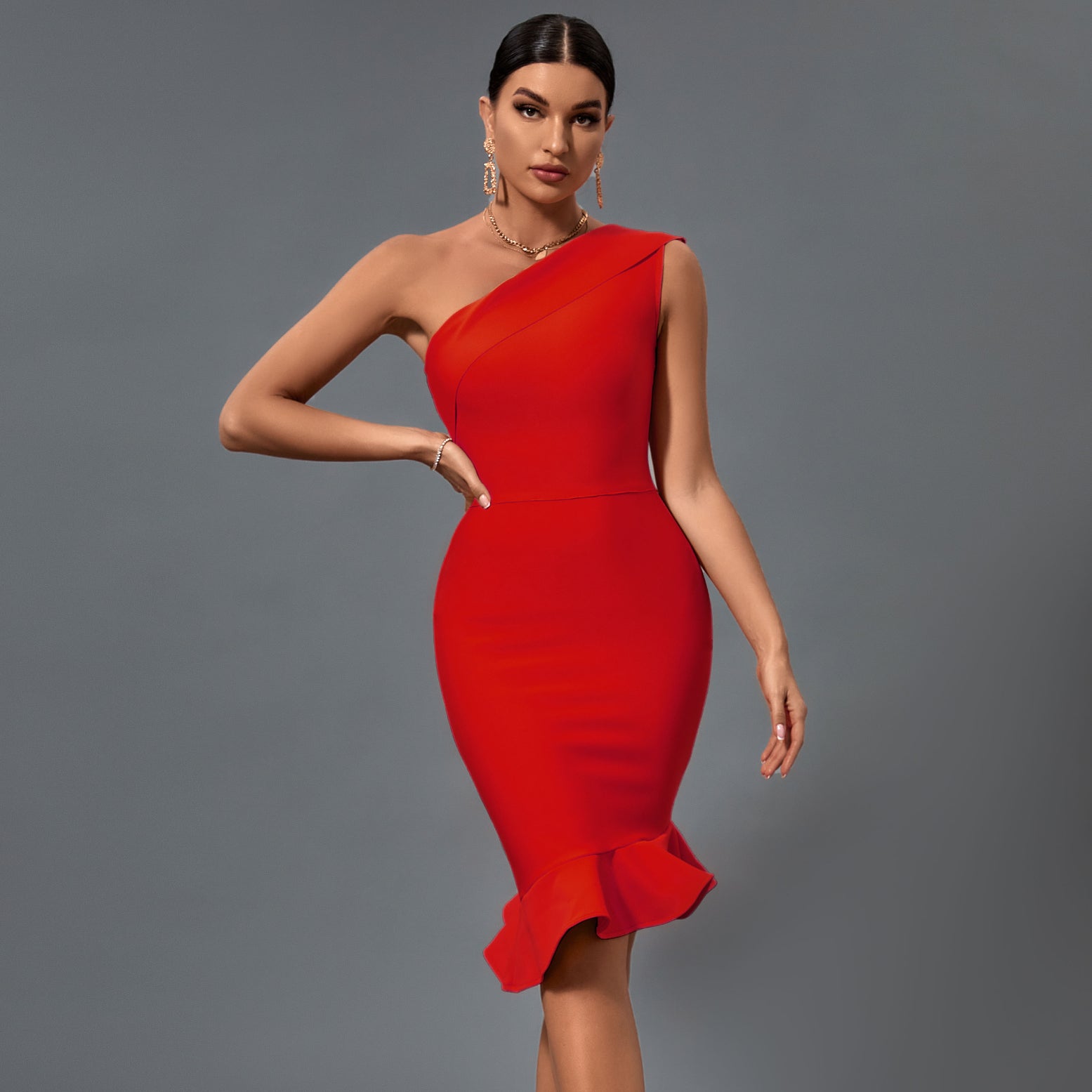 Bandagekleid mit One-Shoulder-Ausschnitt und Fischschwanz