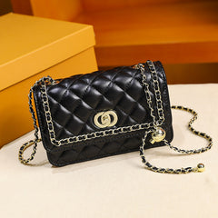 Diamond chain  sheepskin pattern hand-woven shoulder bag