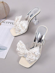 Sandalen aus Seide mit Schleife und Strass-Deko
