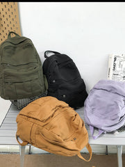 Minimalistischer Rucksack mit großem Fassungsvermögen