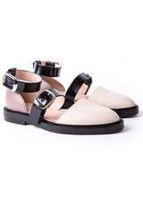 Ballerinas mit farblich abgesetzter Schnalle