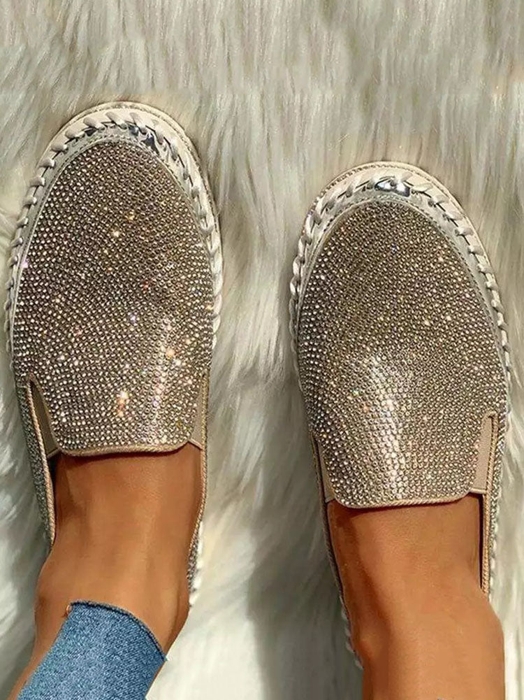 Slipper mit Plateausohle und Strasssteinen