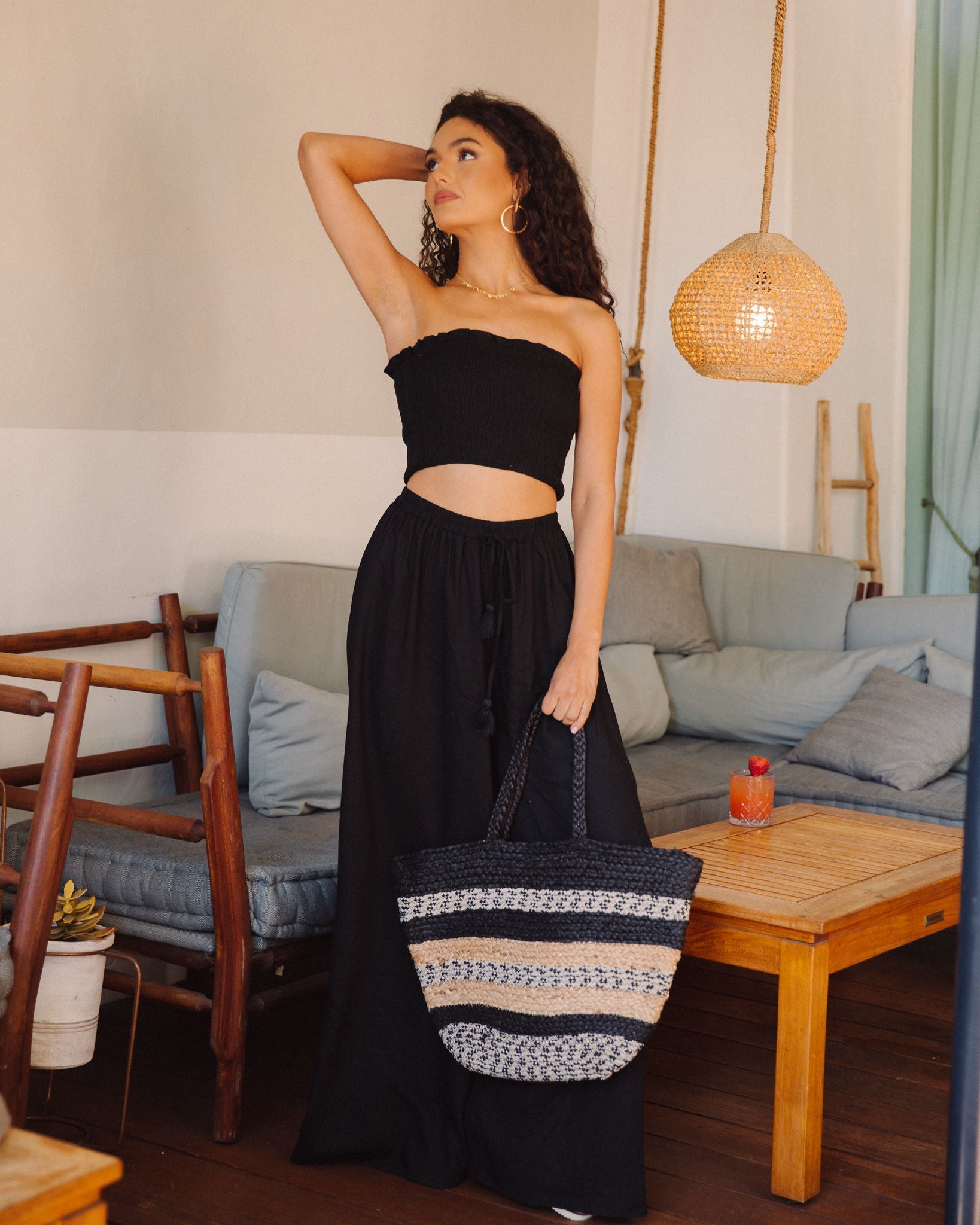 Teri Leinenmischung Smocked Tube Top - Schwarz - ENDGÜLTIGER VERKAUF 
