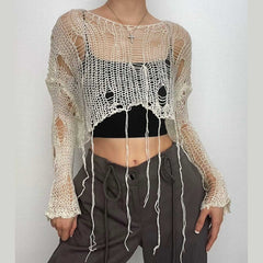 Gehäkeltes, langärmliges, einfarbiges Crop-Top mit Rundhalsausschnitt und Aussparung 