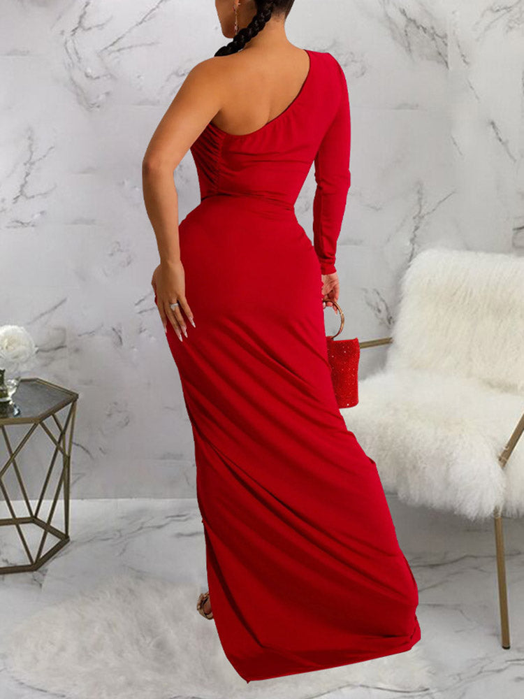 Kleider mit One-Shoulder-Träger und Rüschen